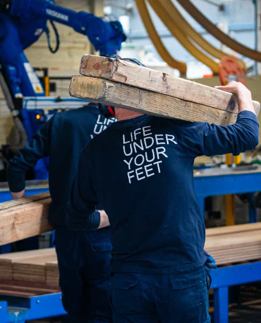 Selfless by vocationWe give ourselves with passion and gratitude